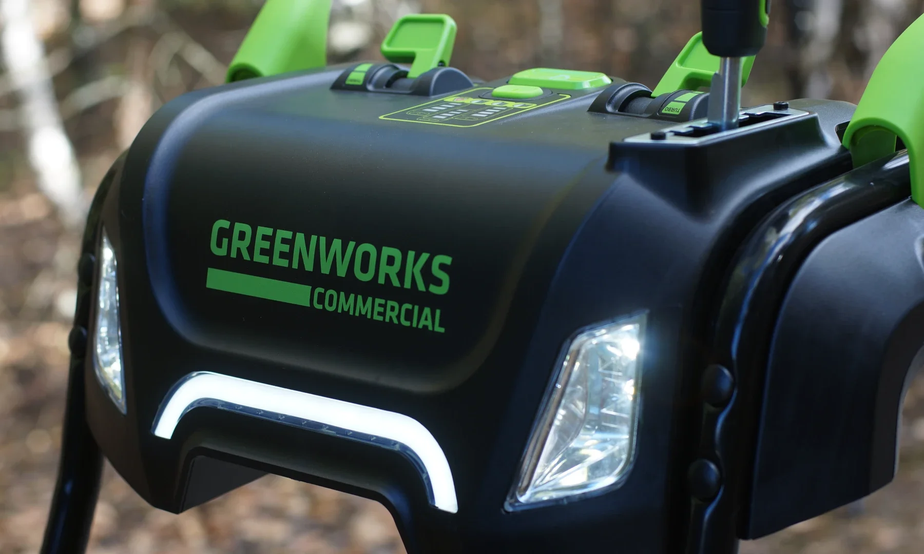 Снегоуборщик аккумуляторный Greenworks GD82ST56, 82V, 61 см, самоходный, бесщеточный, без АКБ и ЗУ (2602807)