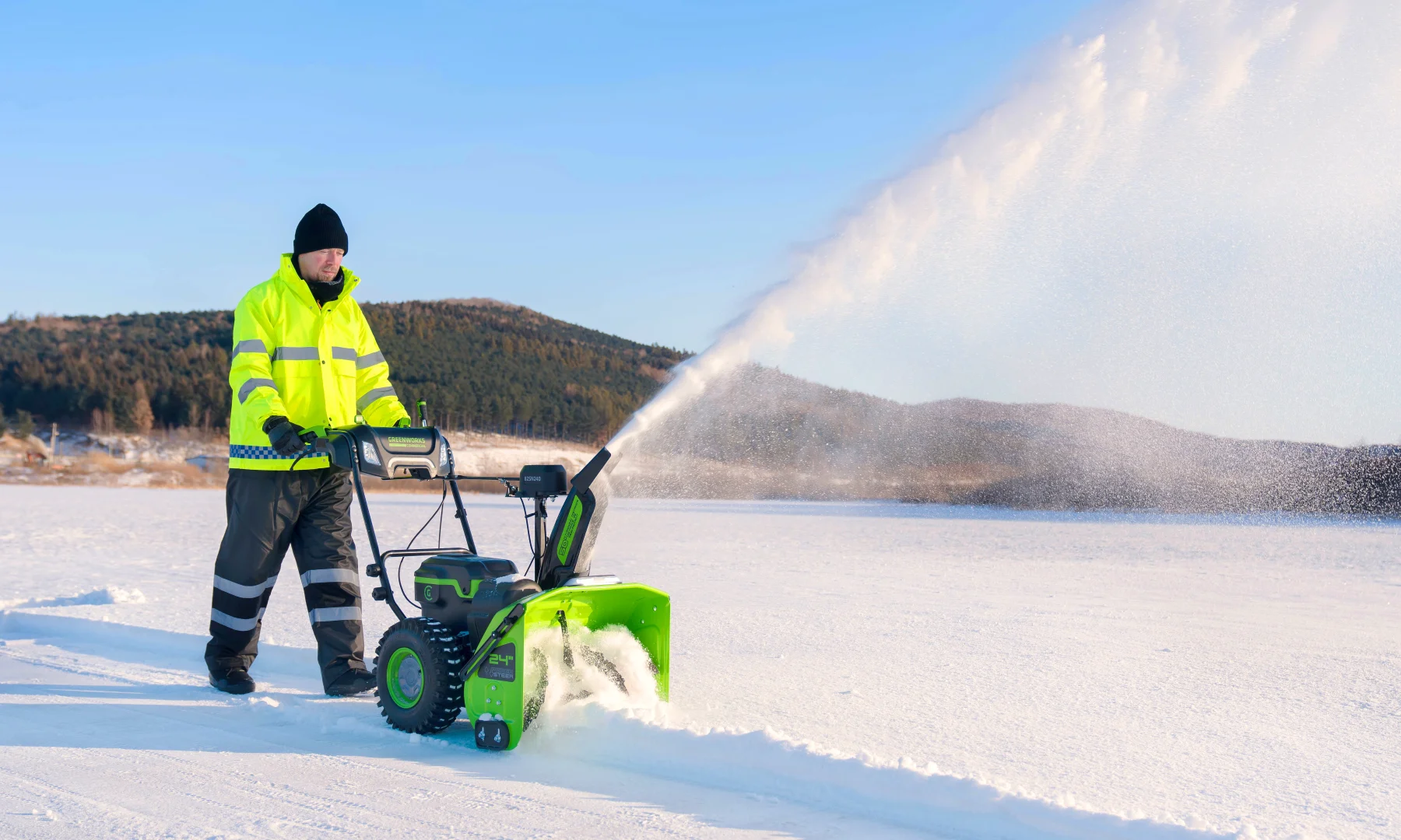 Снегоуборщик аккумуляторный Greenworks GD82ST56, 82V, 61 см, самоходный, бесщеточный, без АКБ и ЗУ (2602807)